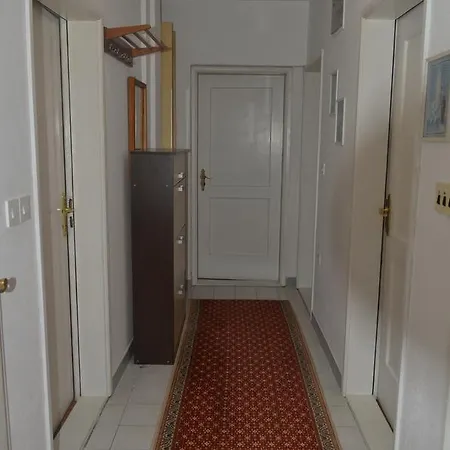 Inn Prenociste Orhideja Odžak