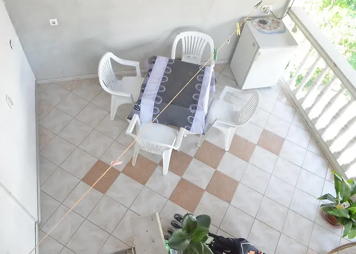 Prenociste Orhideja Odžak